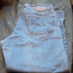 550 Levi Jean's